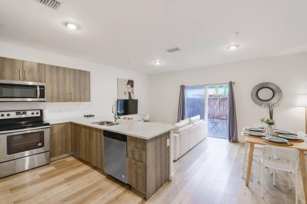 Fantastic Townhouse 15Minutes From The Beach ميامي المظهر الخارجي الصورة